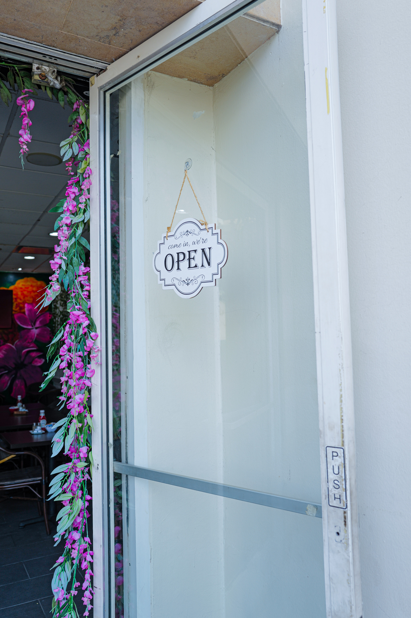Yagul cafe door