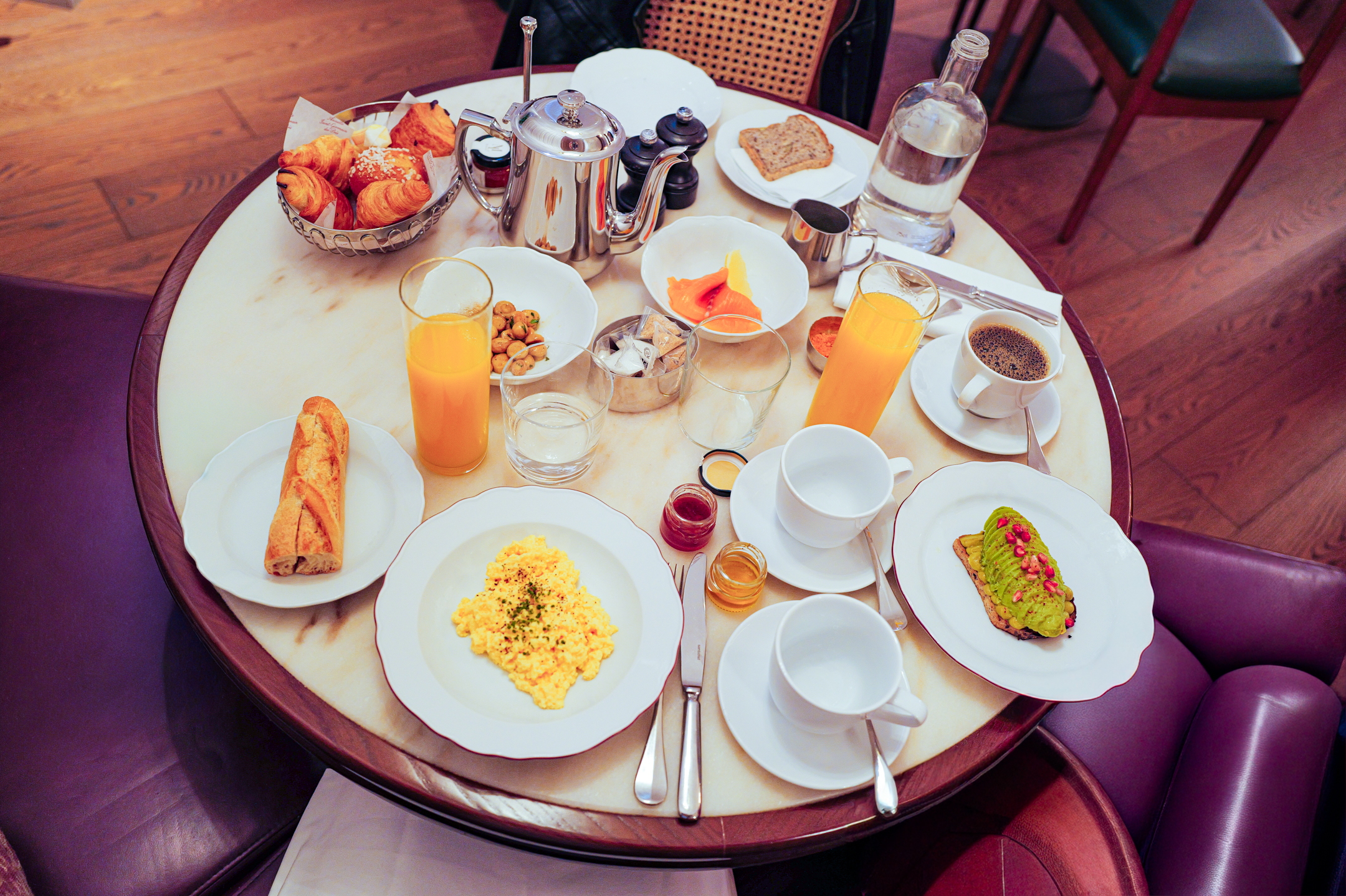 Anette restaurant breakfast spread