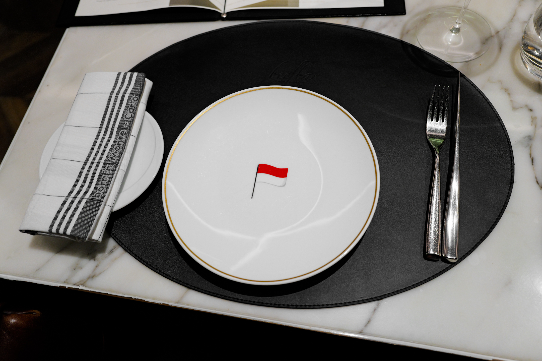 Beef bar plate