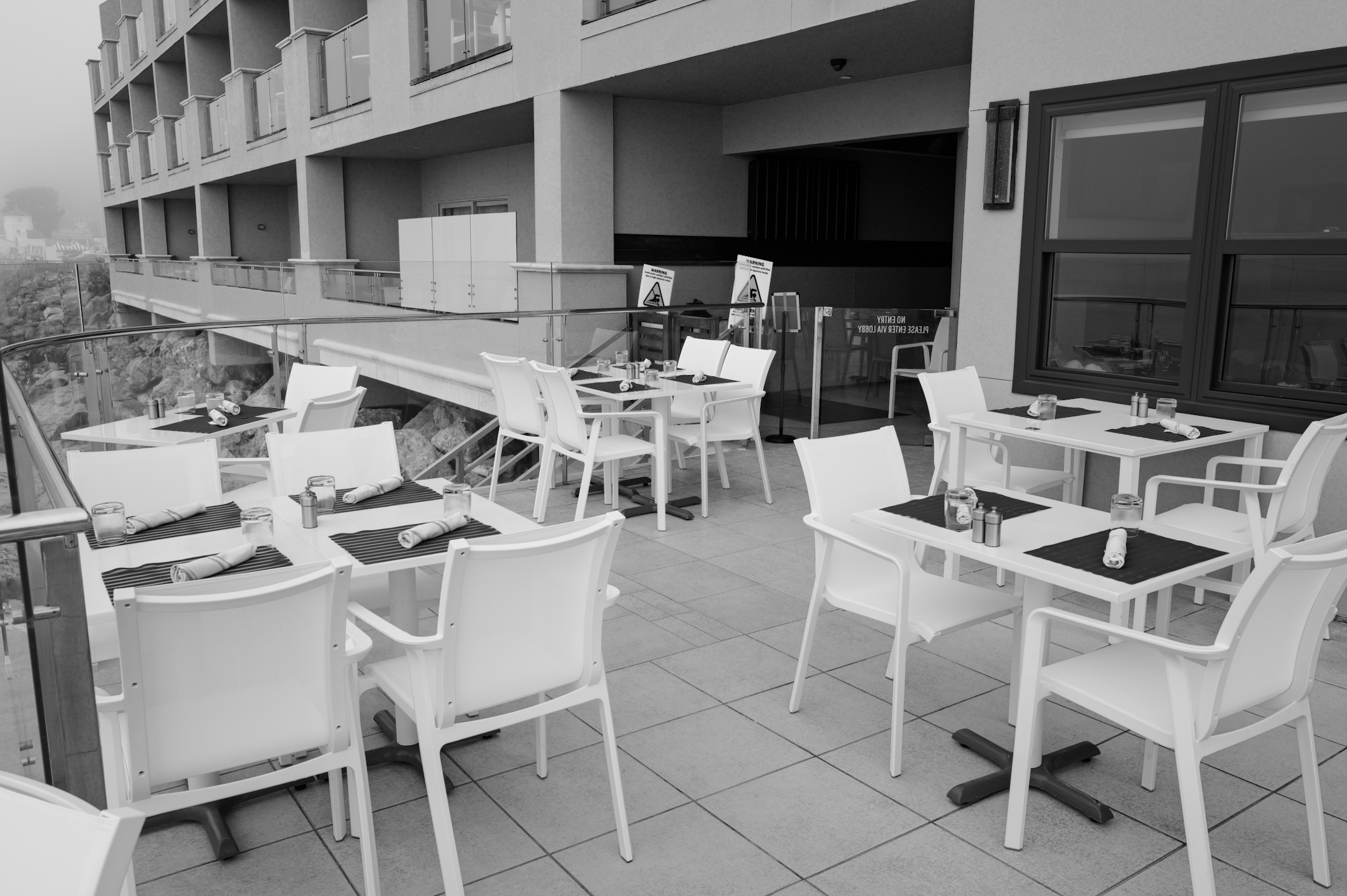 Malibu beach inn, outside